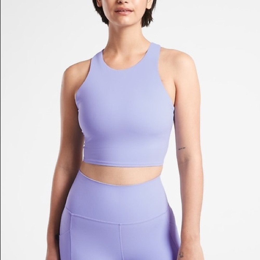 Athleta Conscious Crop
